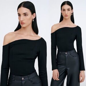 Marcella New York- Sylvan Top Black Size Medium Asymmetrical Neckline